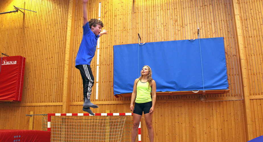 Trampolin trosa